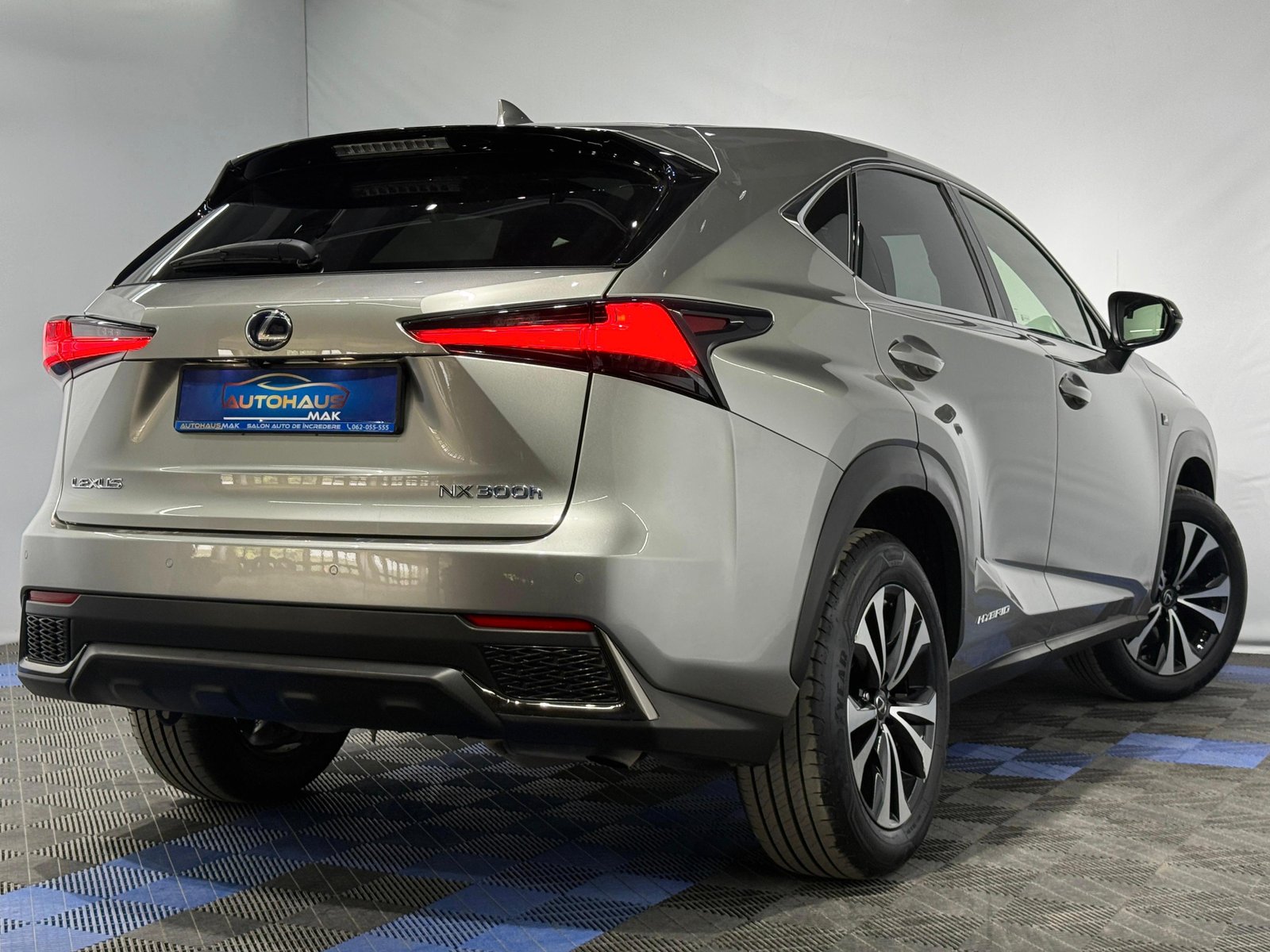 Lexus NX I (2014 - 2021) image
