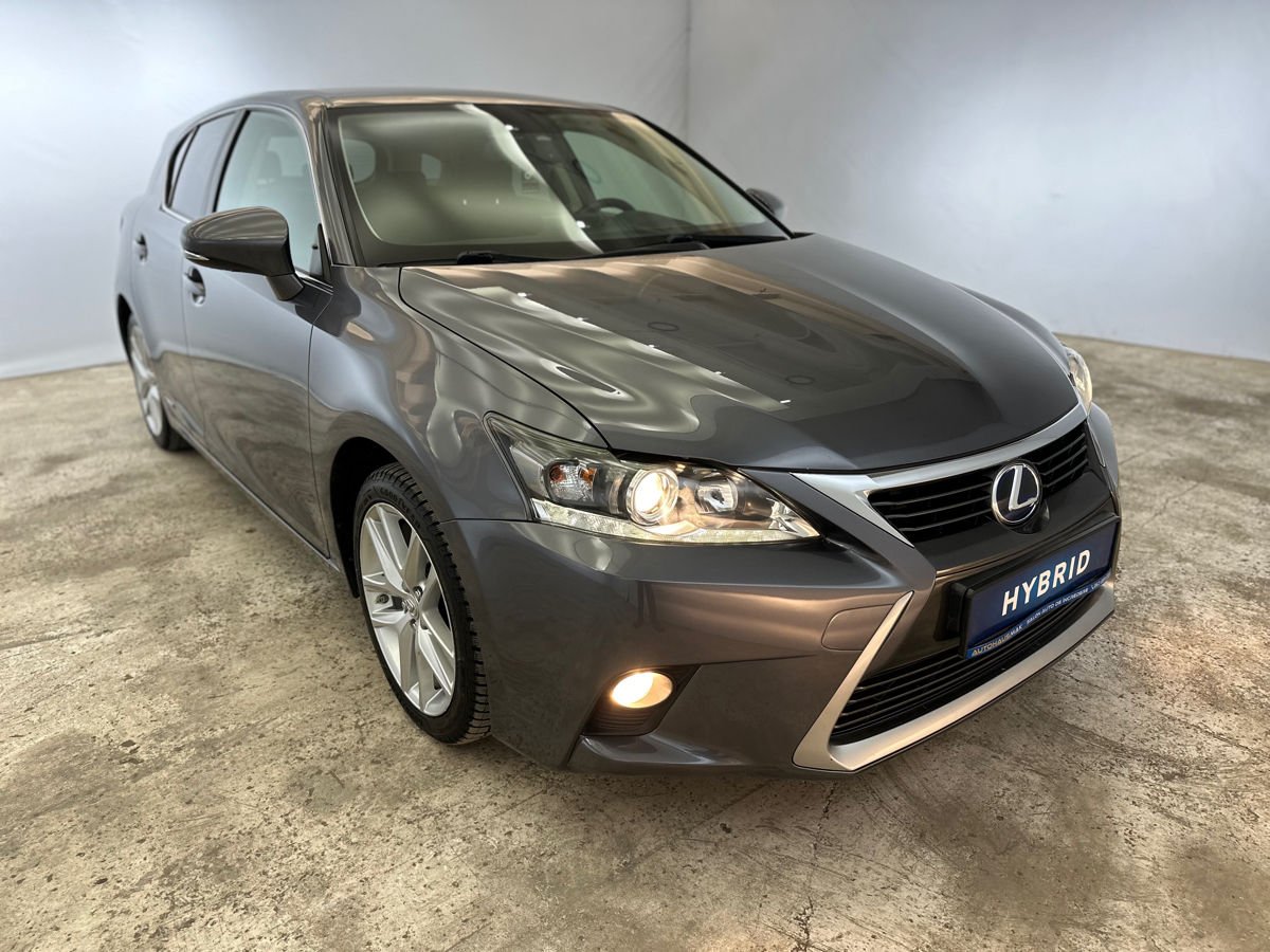 Lexus CT I (2011 - 2017) image