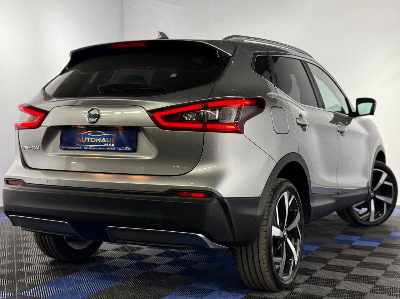 Nissan Qashqai J11 (2013 - 2021) image