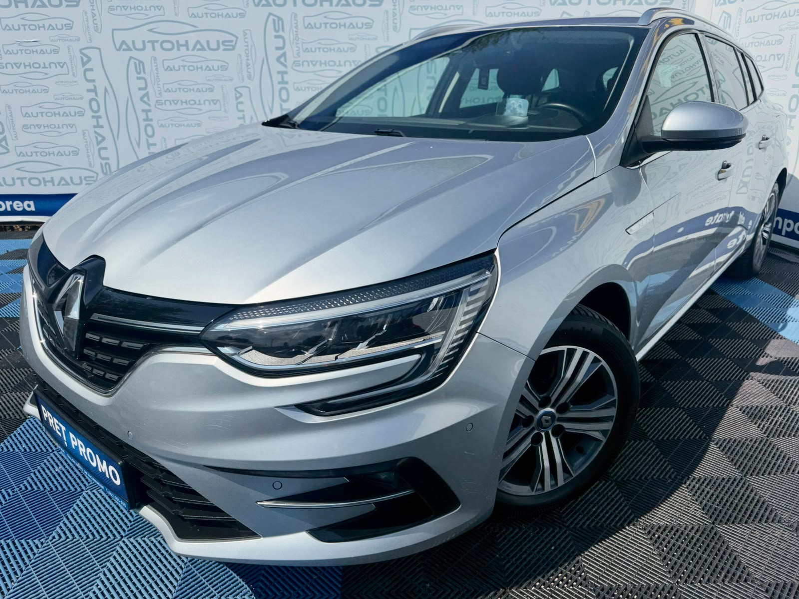 Renault Megane IV (2016 - ) image