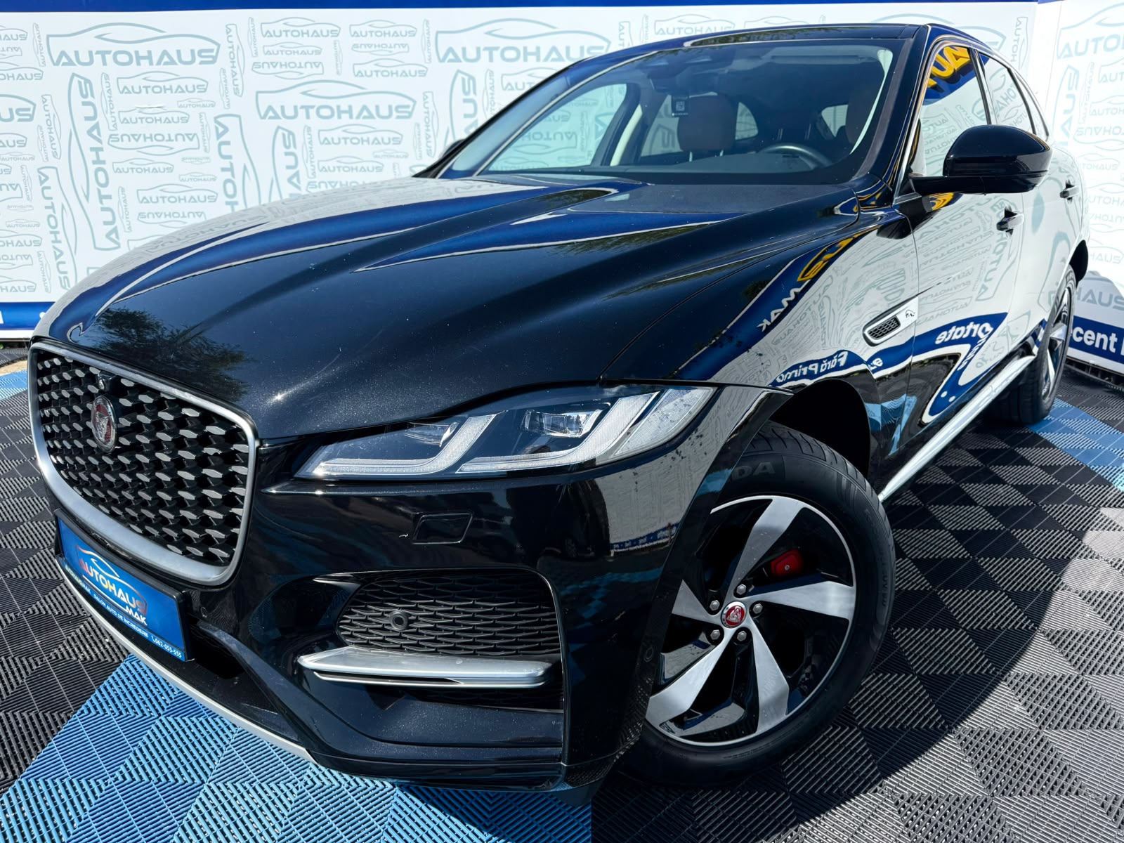 Jaguar F-PACE I (2015 - ) image