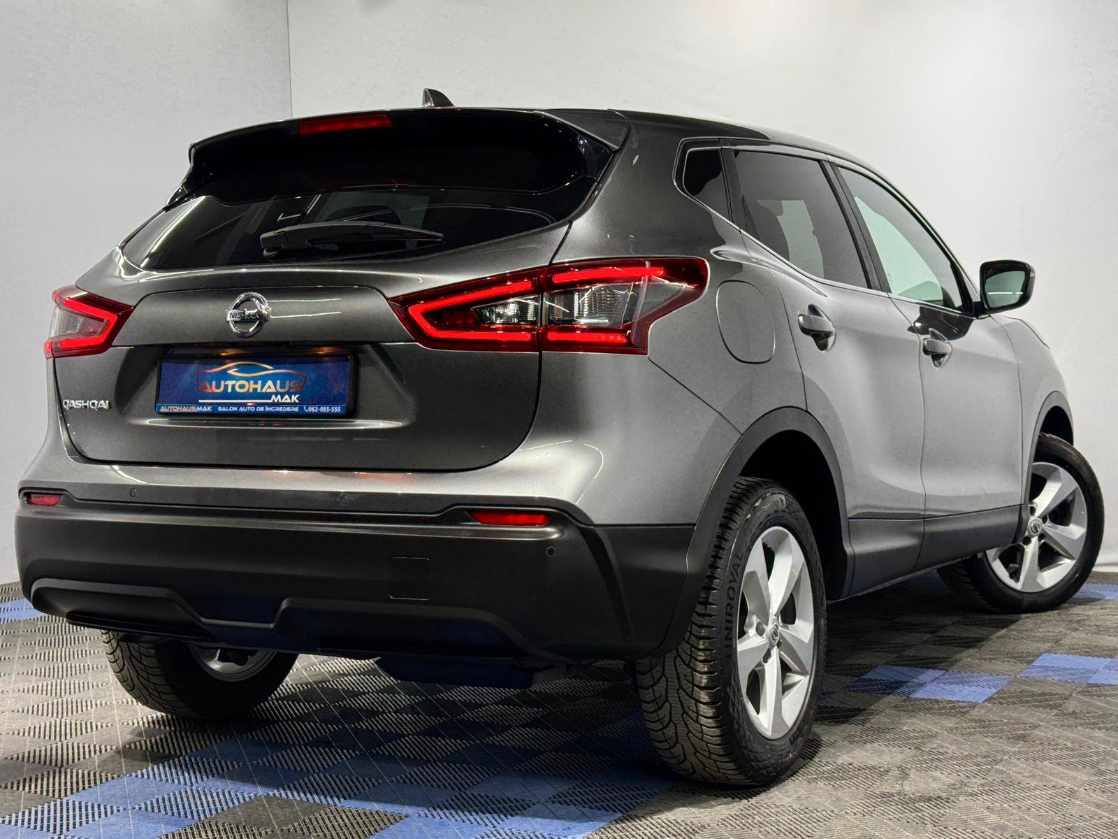 Nissan Qashqai J11 (2013 - 2021) image