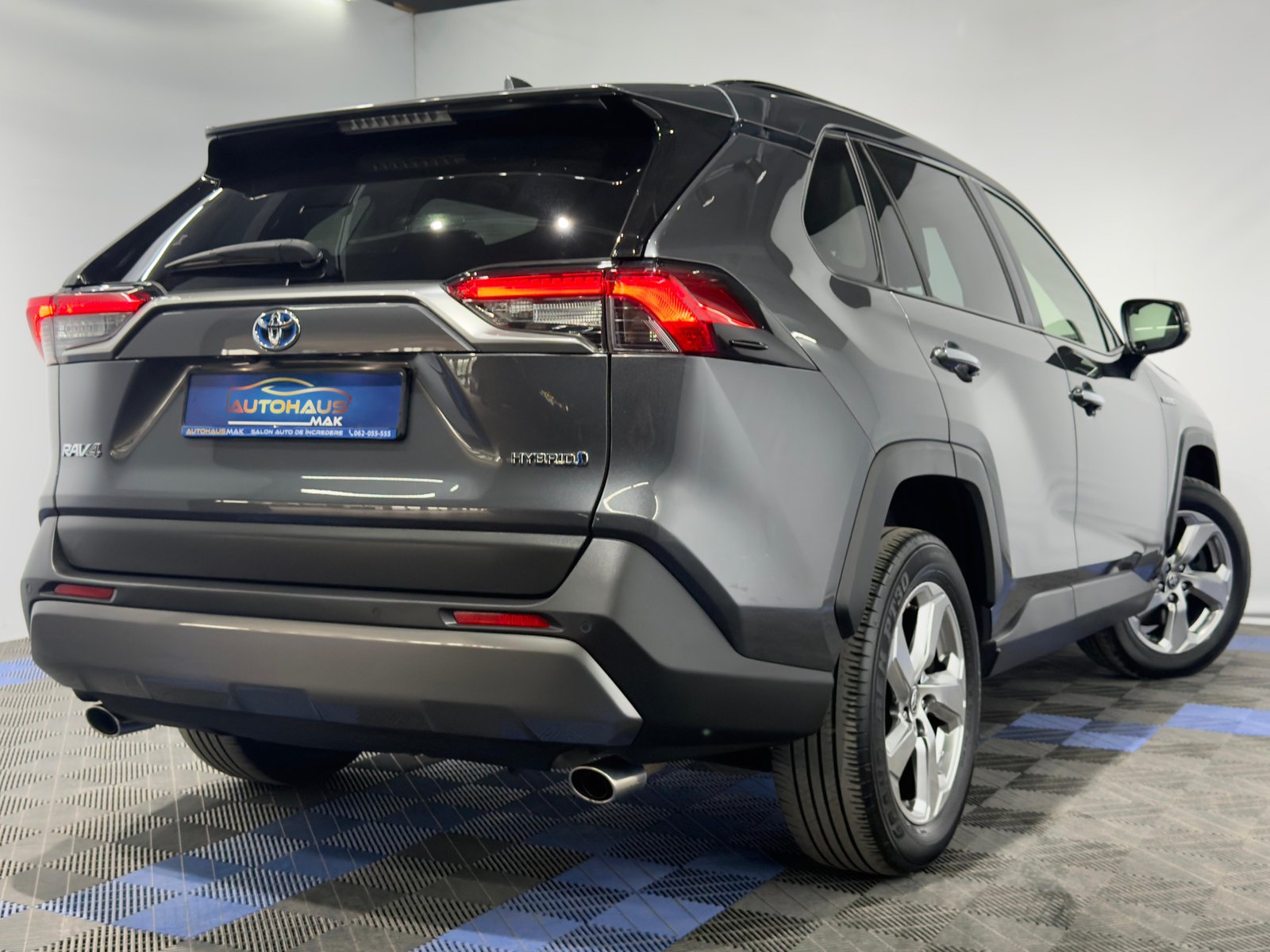 Toyota RAV4 2018 - image
