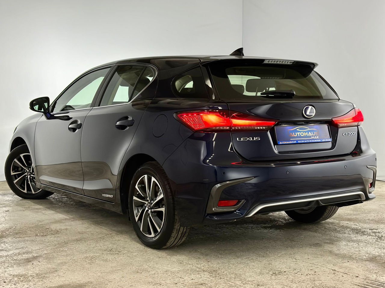 Lexus CT I (2011 - 2017) image