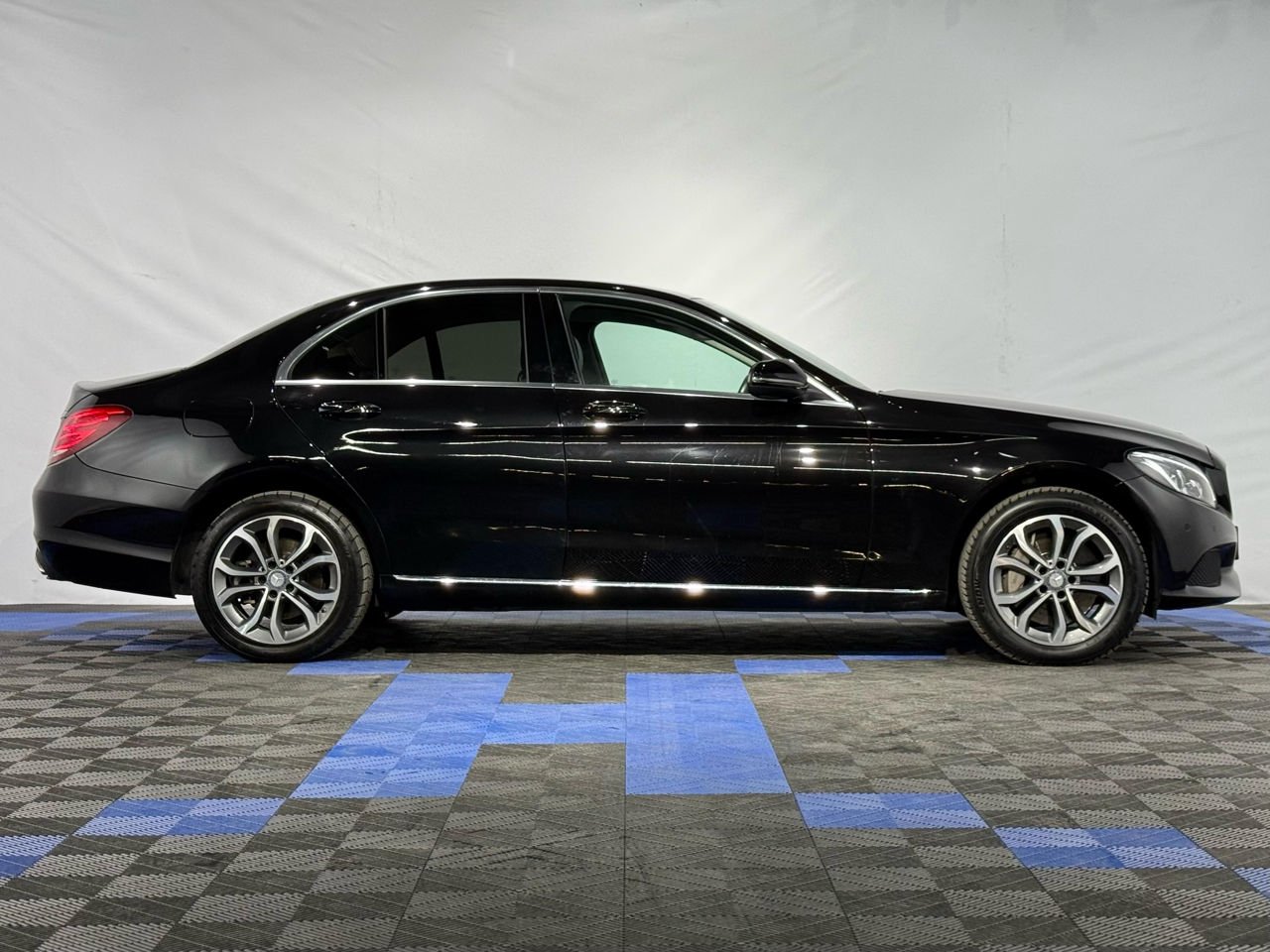 Mercedes-Benz C-Class W205 (2014 - 2021) image