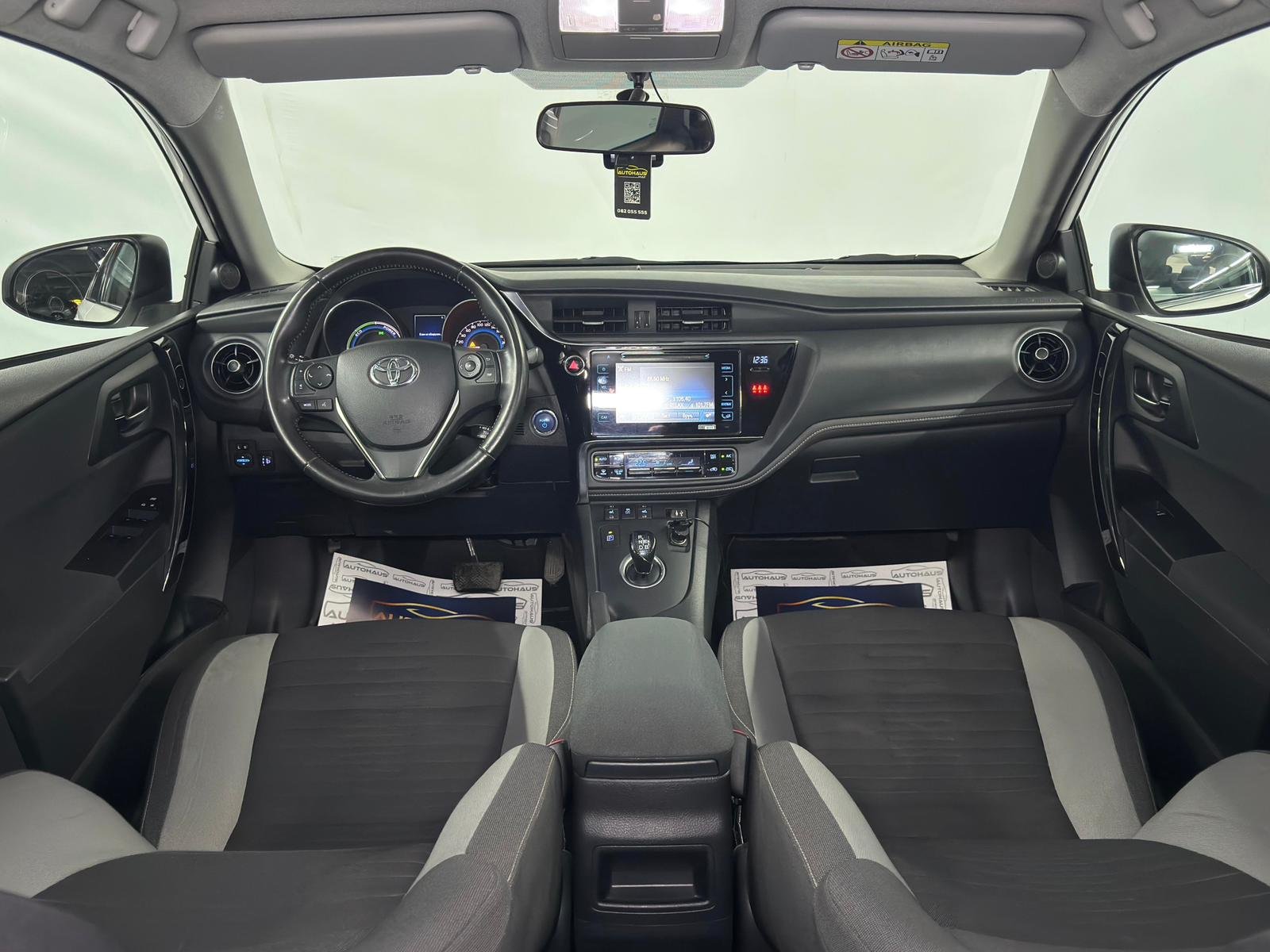 Toyota Auris 2012 - 2018 image