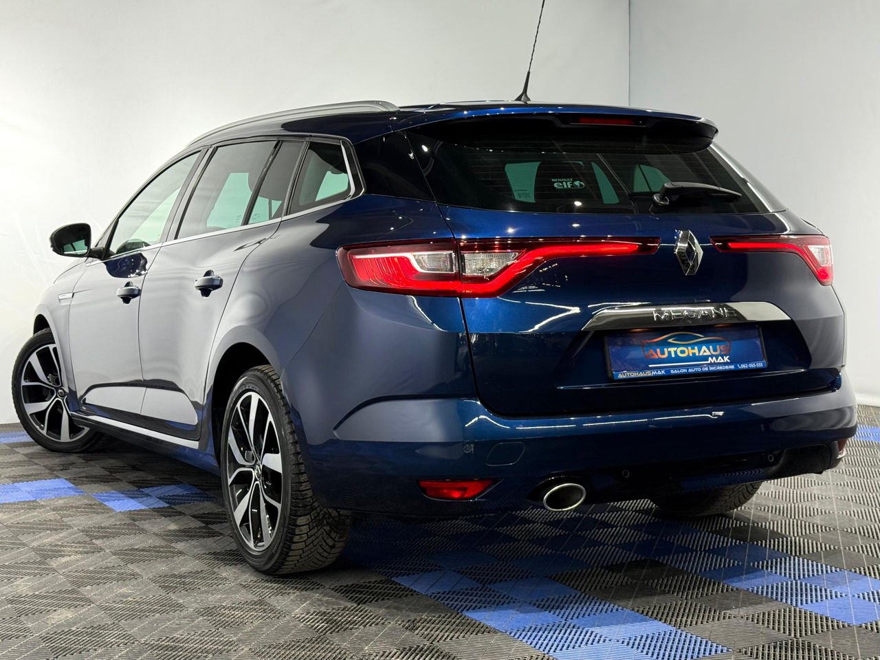 Renault Megane IV (2016 - ) image