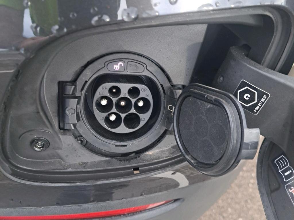 Mercedes-Benz GLC-Class C253 (2015 - 2022) image