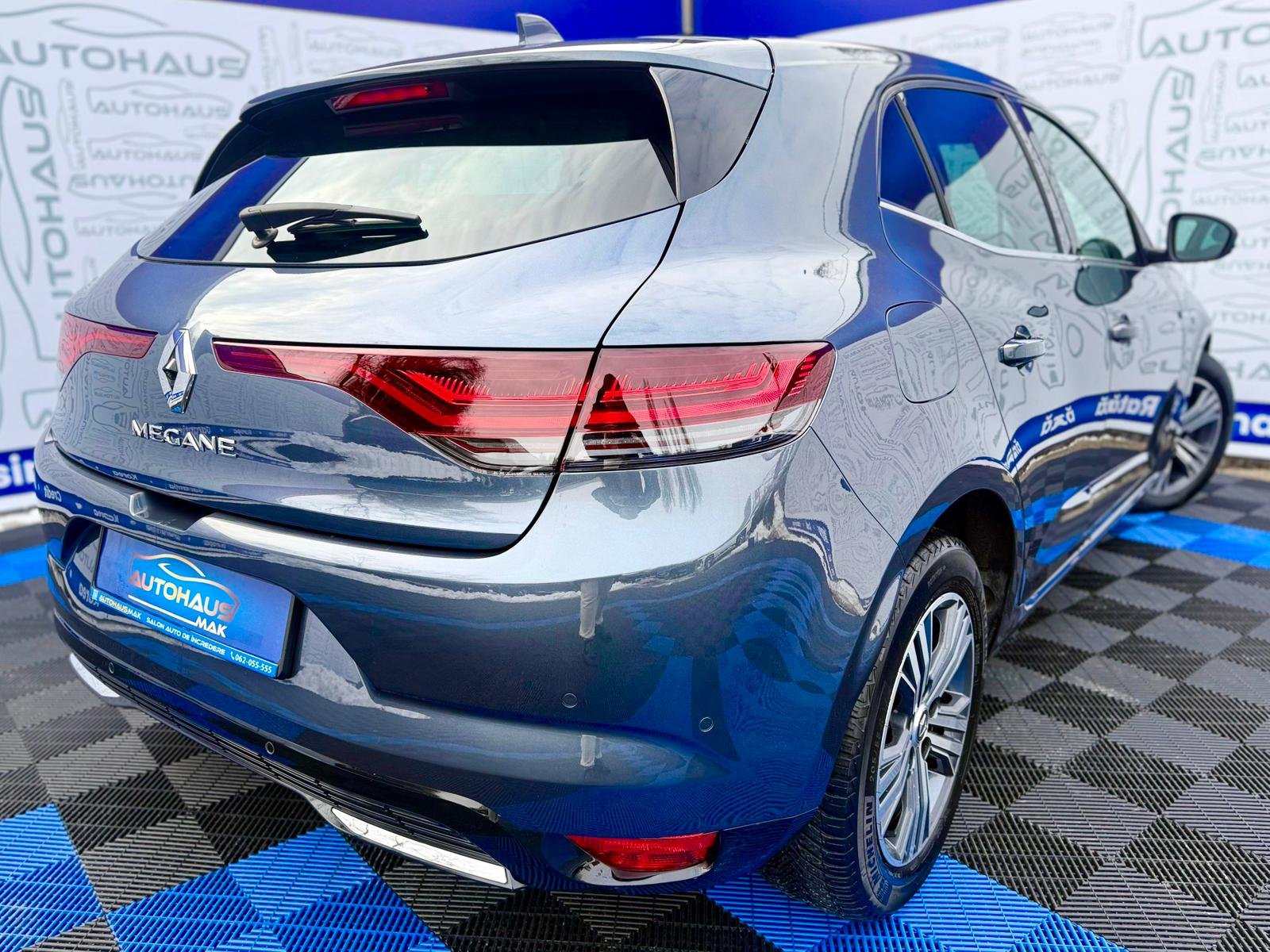 Renault Megane IV (2016 - ) image