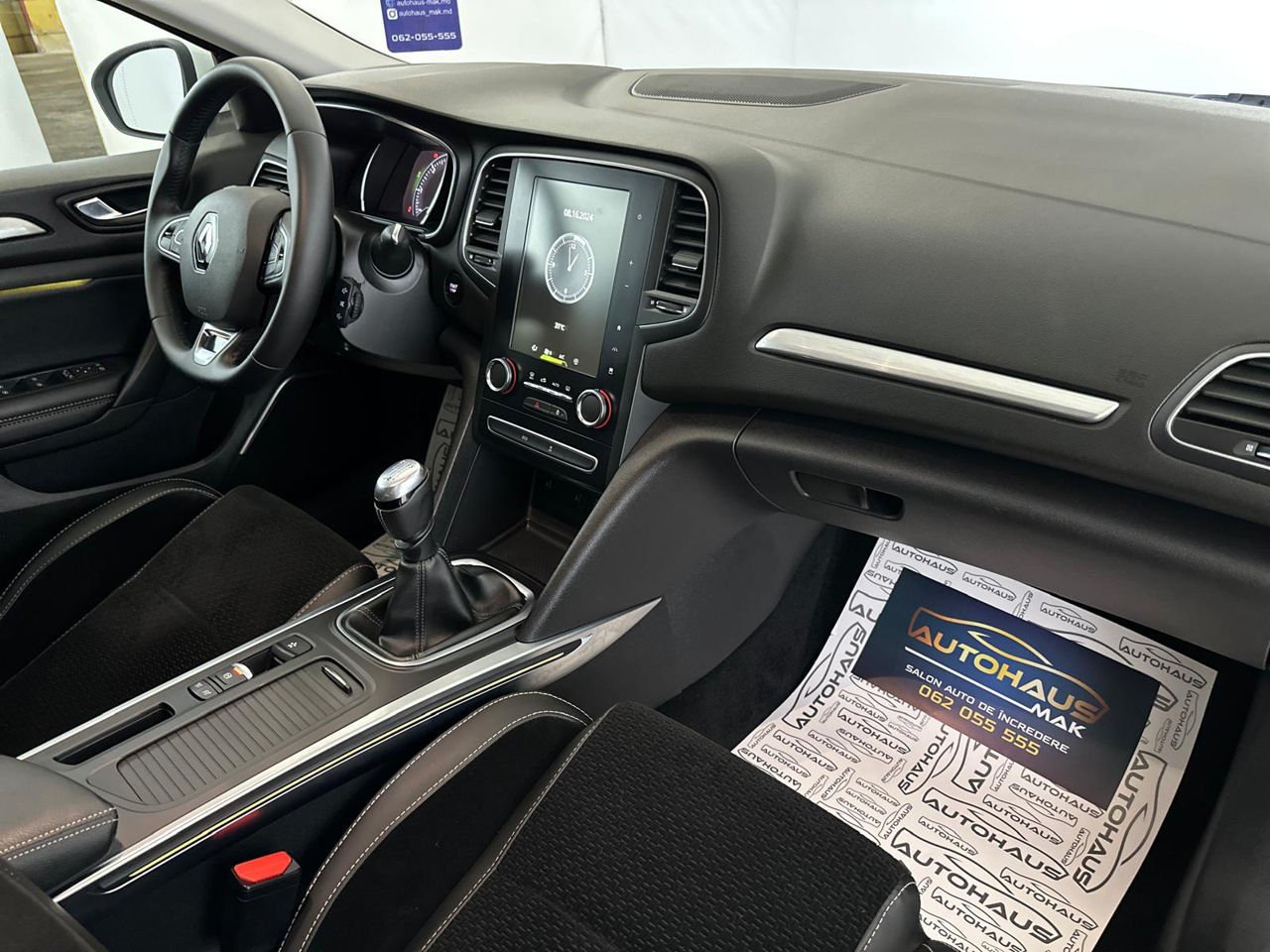 Renault Megane IV (2016 - ) image