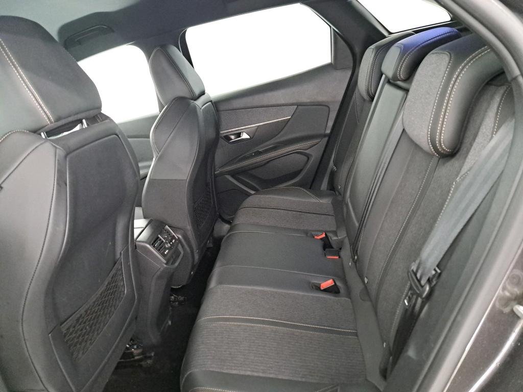 Peugeot 3008 II (2016 - ) image