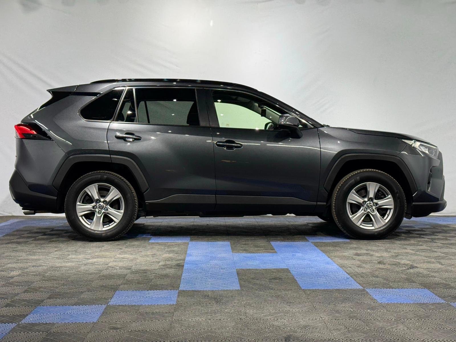 Toyota RAV4 2018 - image