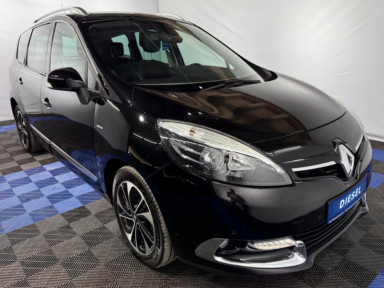 Renault Scenic III (2009 - 2016) image