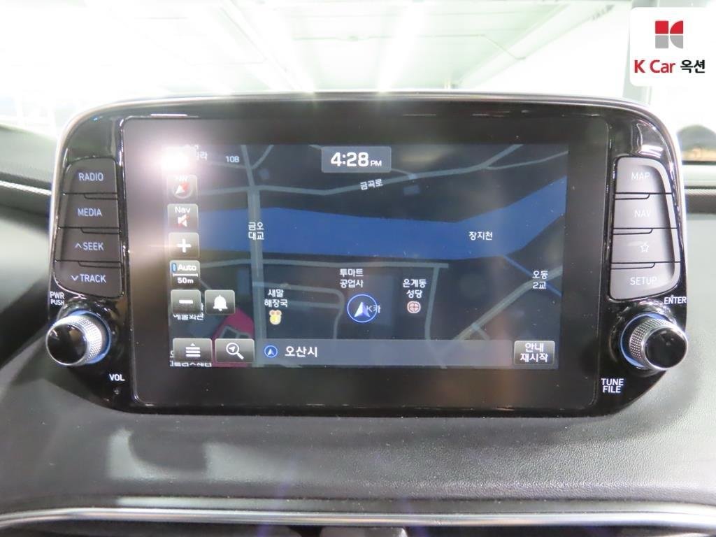 Hyundai Santa Fe IV (2018 - ) image