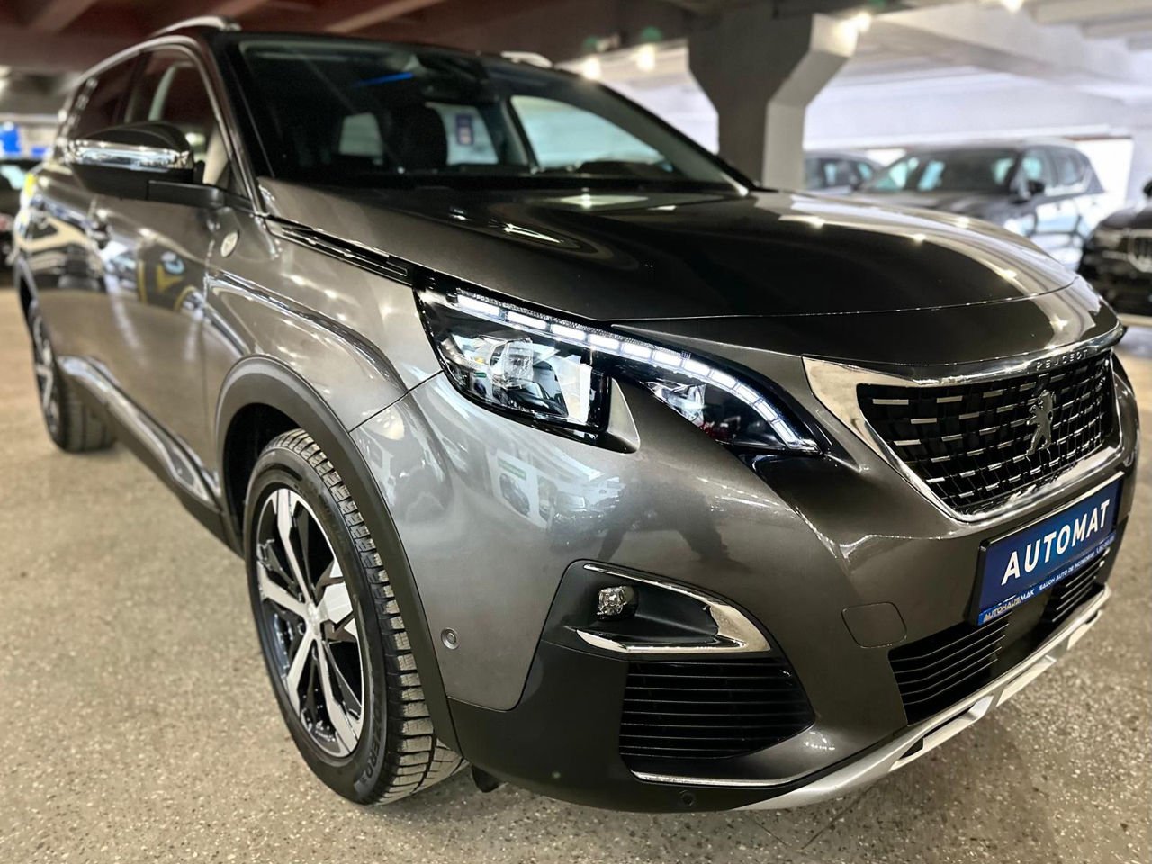 Peugeot 5008 II (2017 - ) image