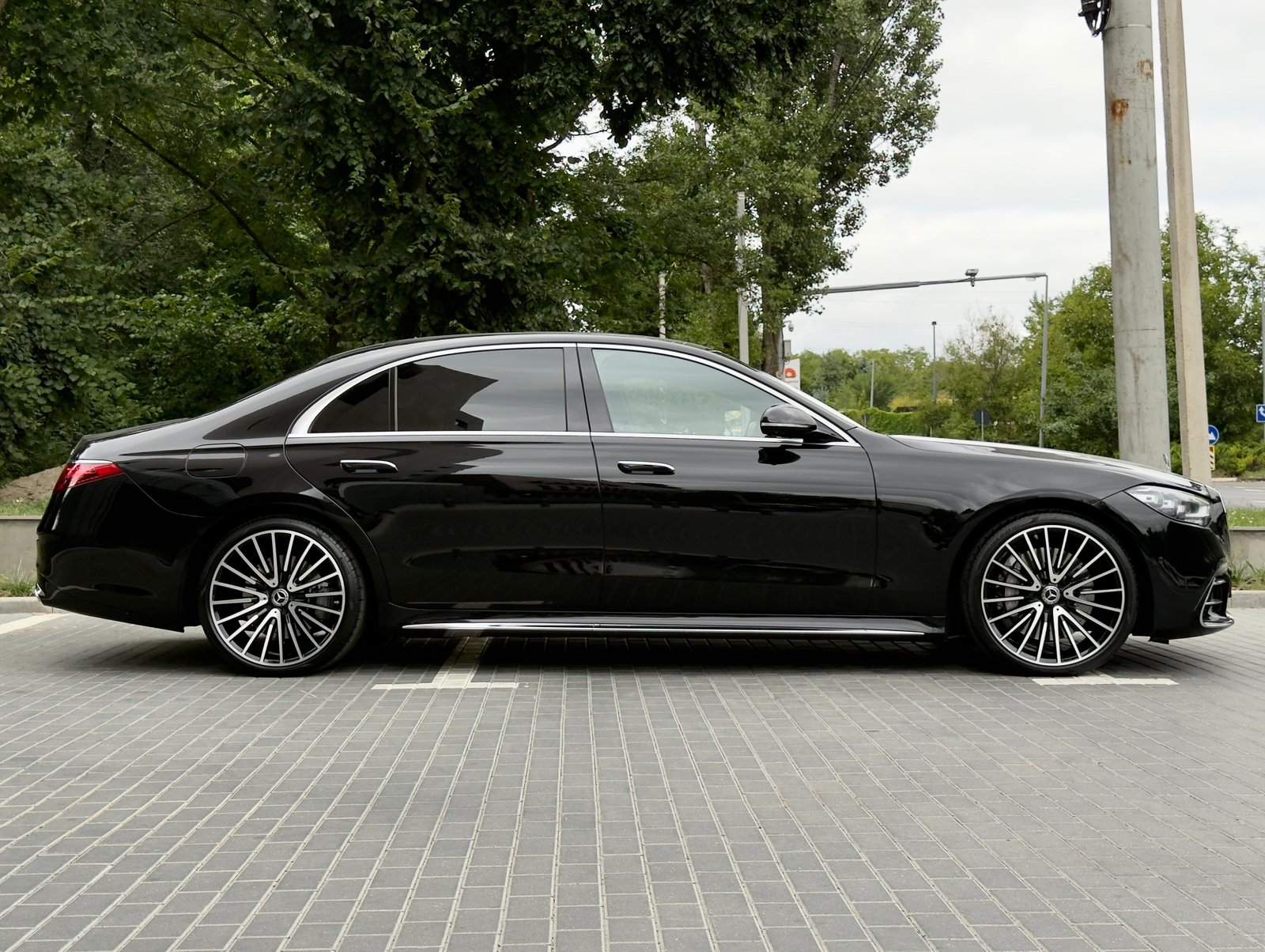 Mercedes-Benz S-Class W223 (2020 - ) image