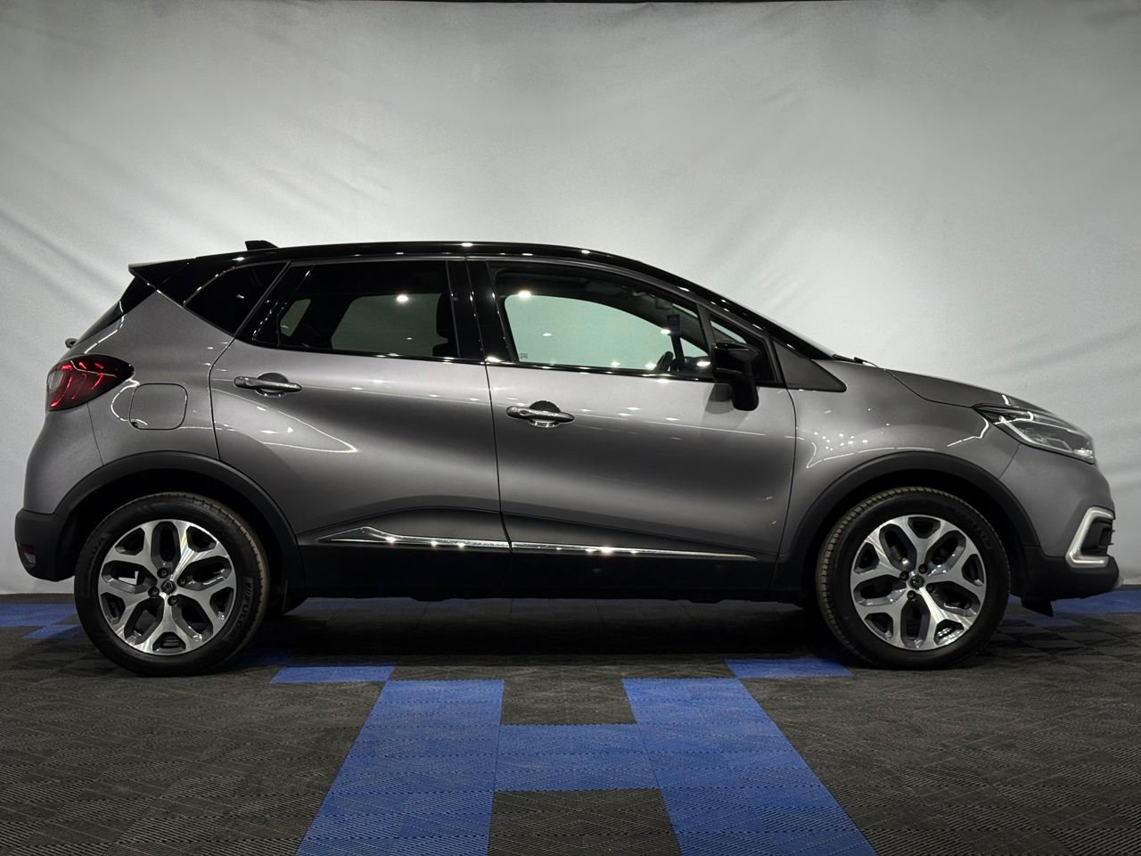 Renault Captur I (2013 - ) image