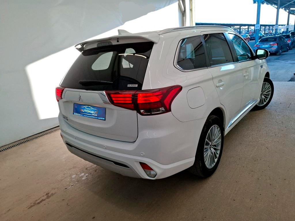 Mitsubishi Outlander III (2012 - 2021) image