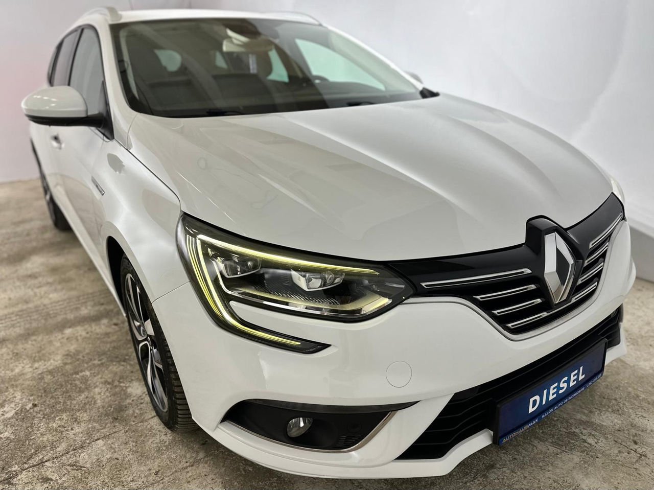 Renault Megane IV (2016 - ) image
