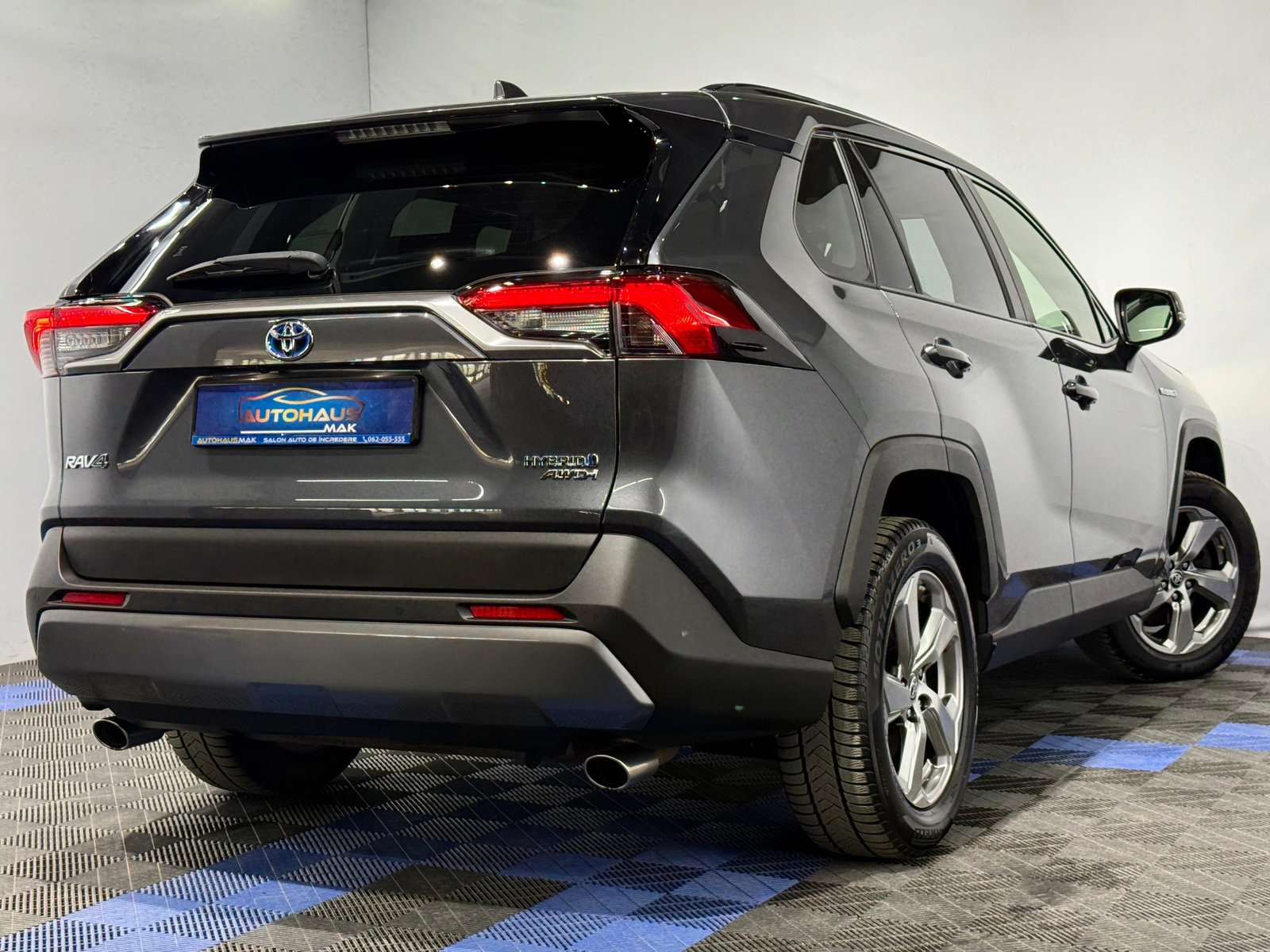 Toyota RAV4 2018 - image