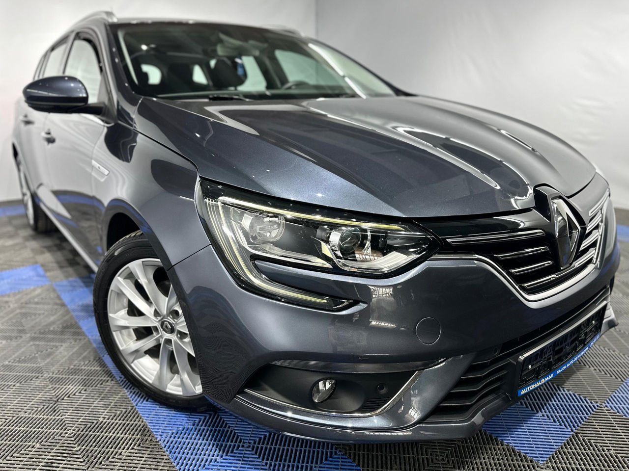 Renault Megane IV (2016 - ) image