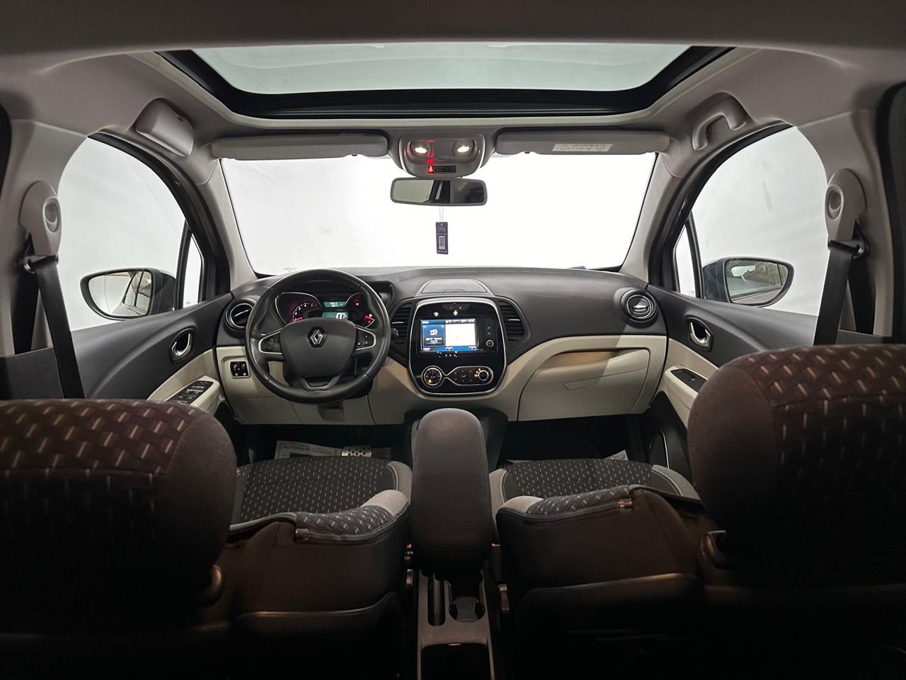 Renault Captur I (2013 - ) image