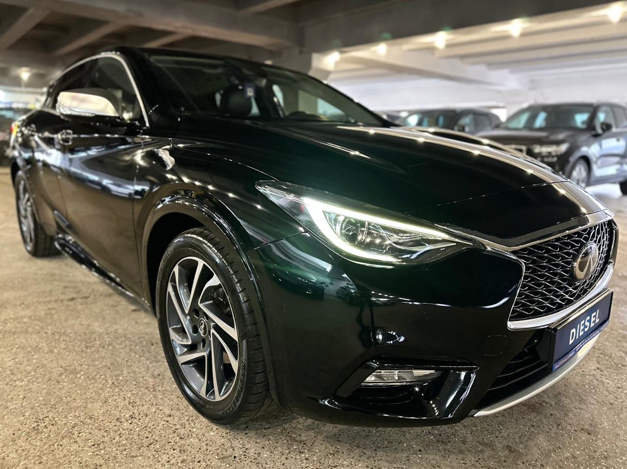 Infiniti QX30 I (2015 - 2019) image
