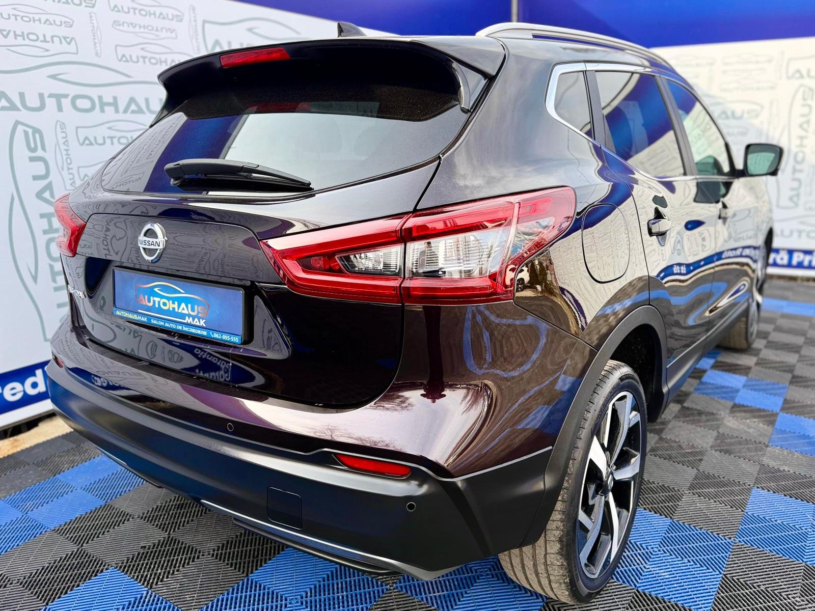 Nissan Qashqai J11 (2013 - 2021) image