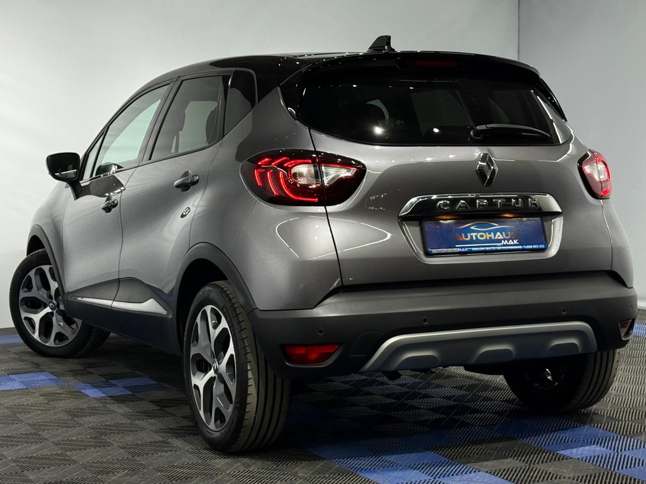 Renault Captur I (2013 - ) image