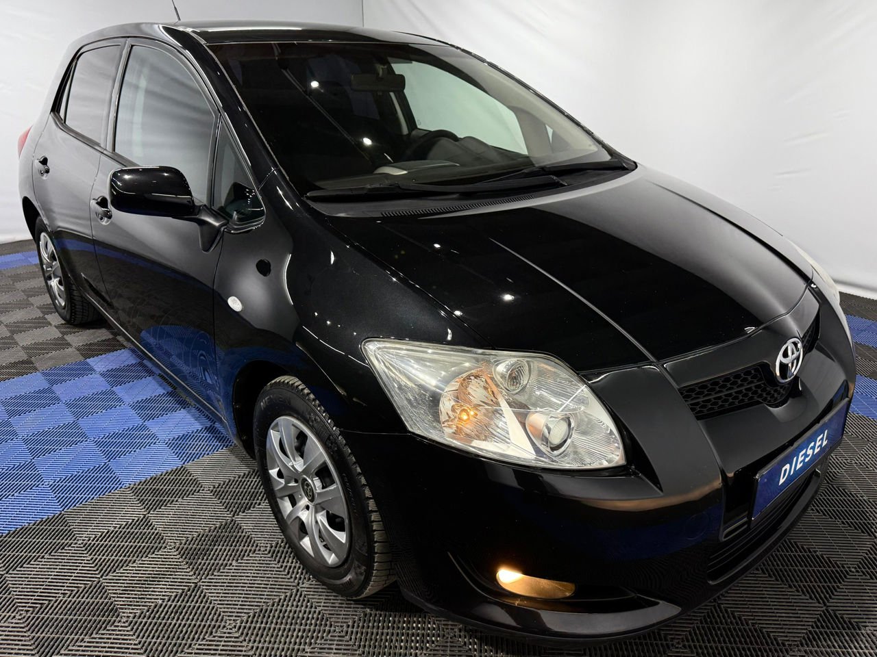 Toyota Auris 2006 - 2012 image