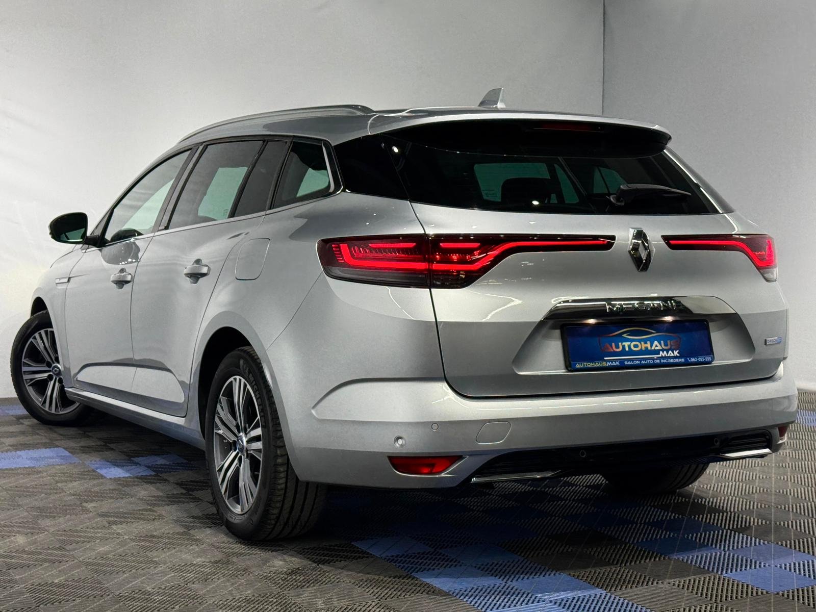 Renault Megane IV (2016 - ) image