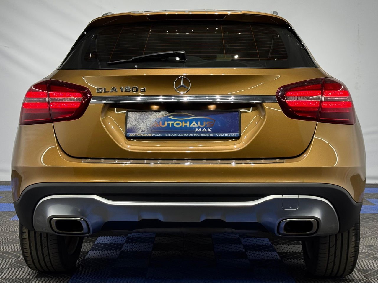 Mercedes-Benz GLA-Class X156 (2013 - 2019) image