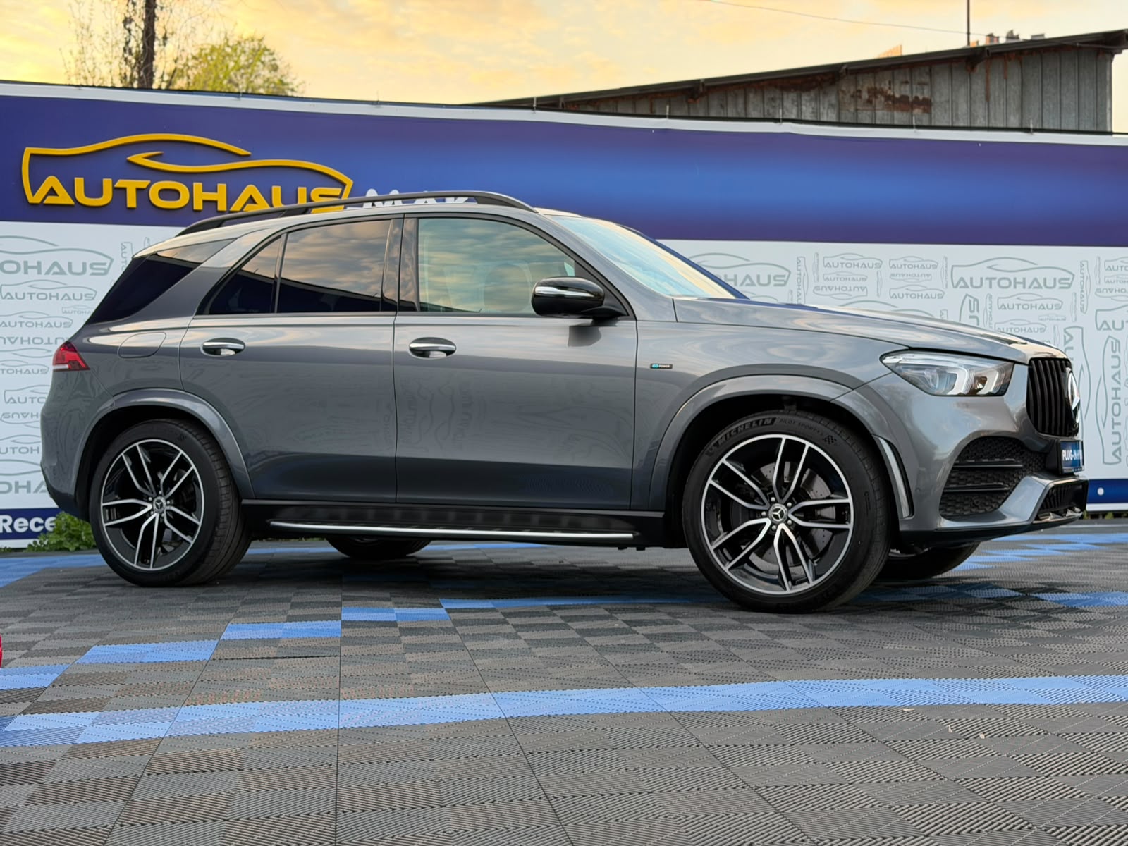 Mercedes-Benz GLE-Class W167 (2019 - ) image
