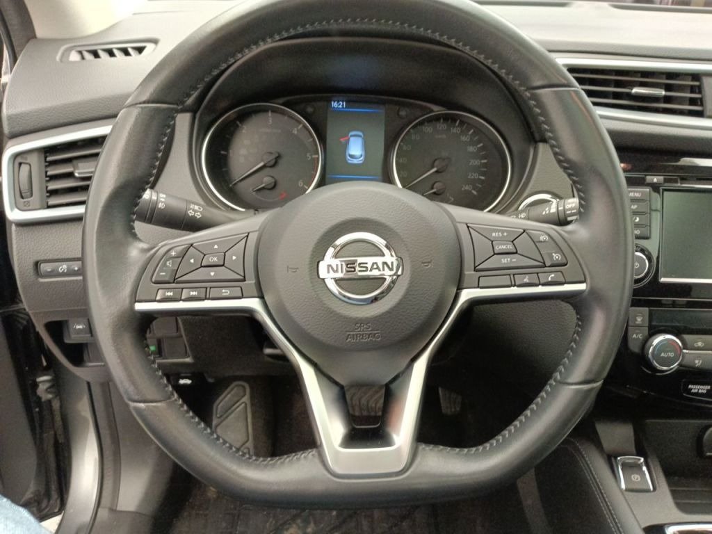 Nissan Qashqai J11 (2013 - 2021) image