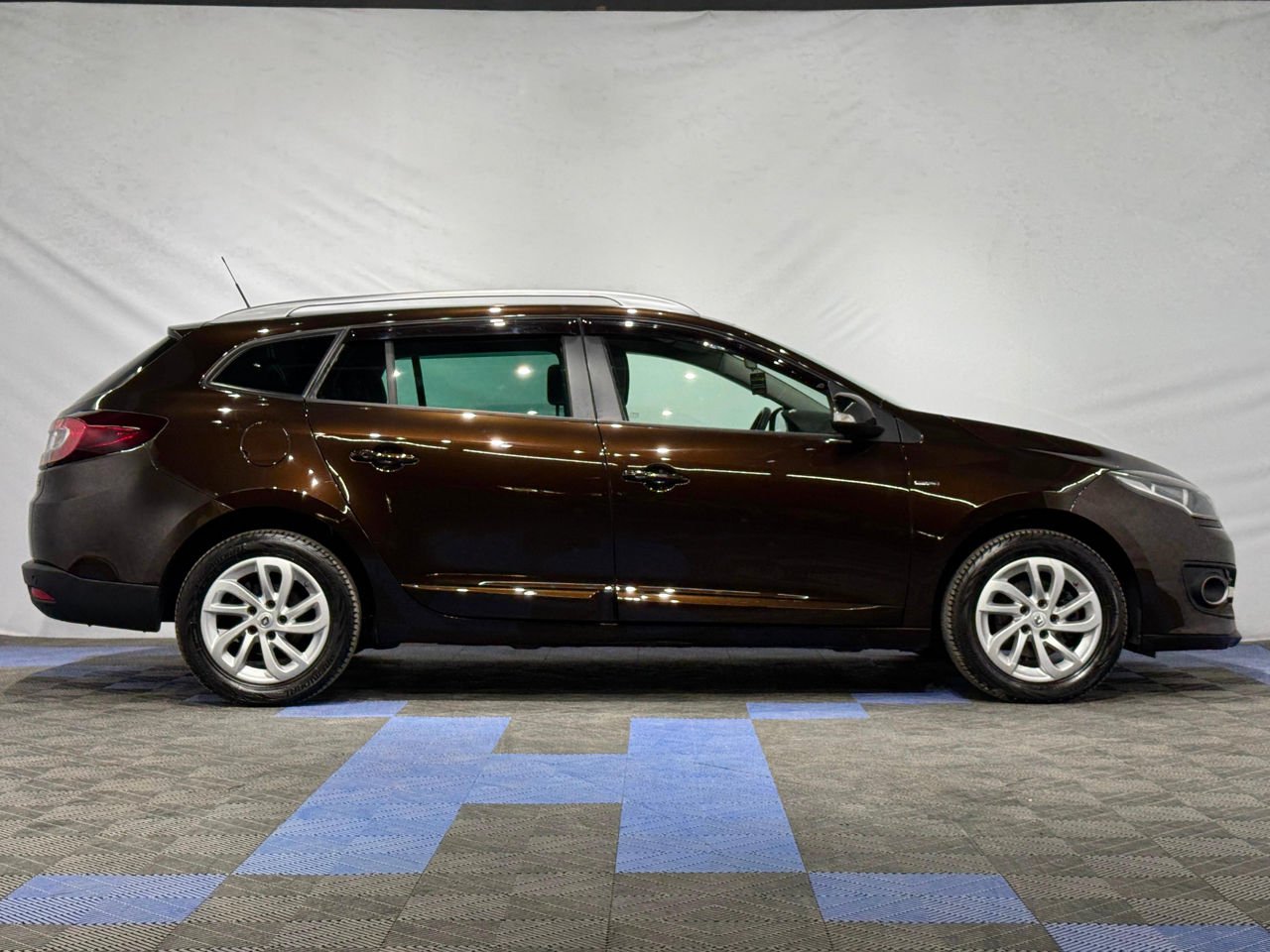 Renault Megane III (2008 - 2016) image