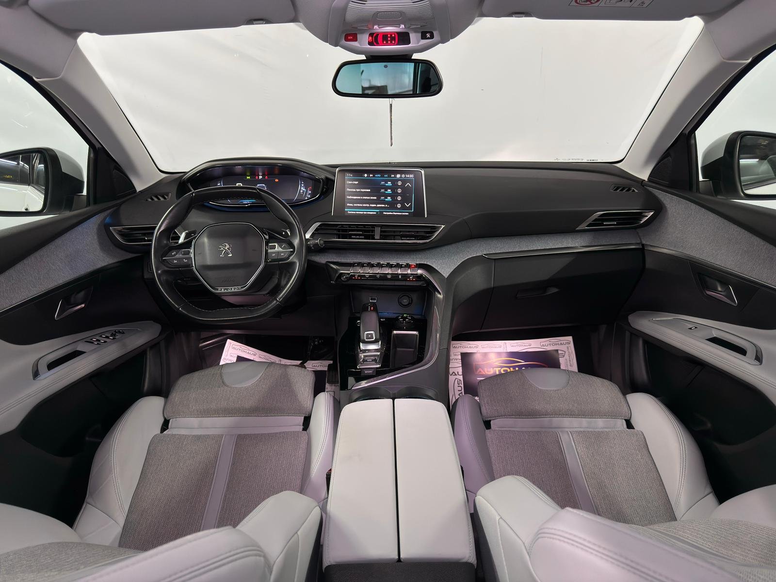 Peugeot 5008 II (2017 - ) image