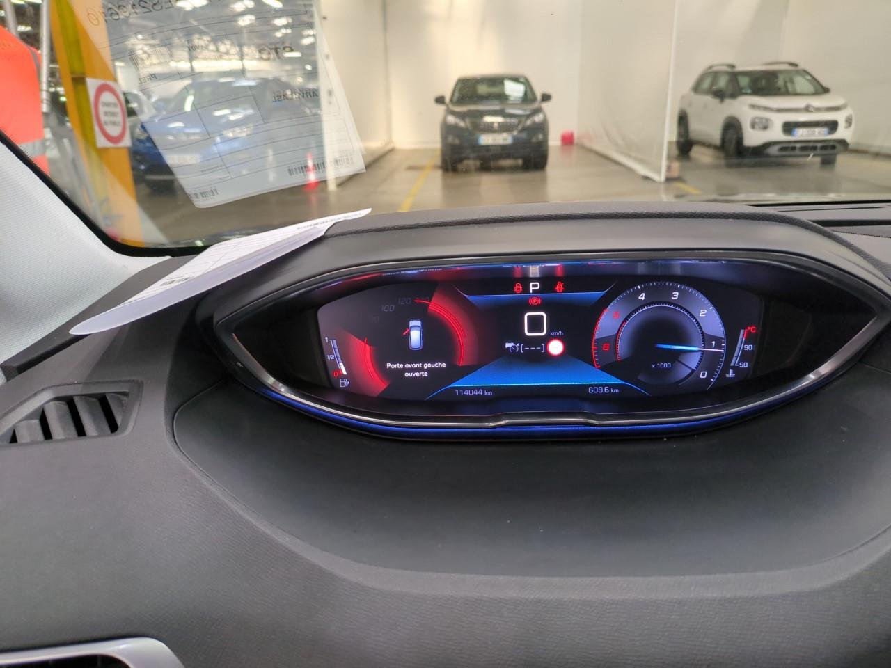 Peugeot 3008 II (2016 - ) image