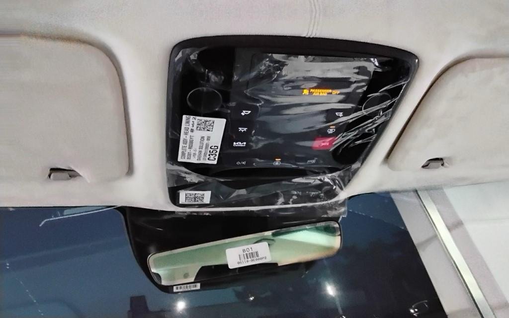 Kia Carnival IV (2020 - ) image