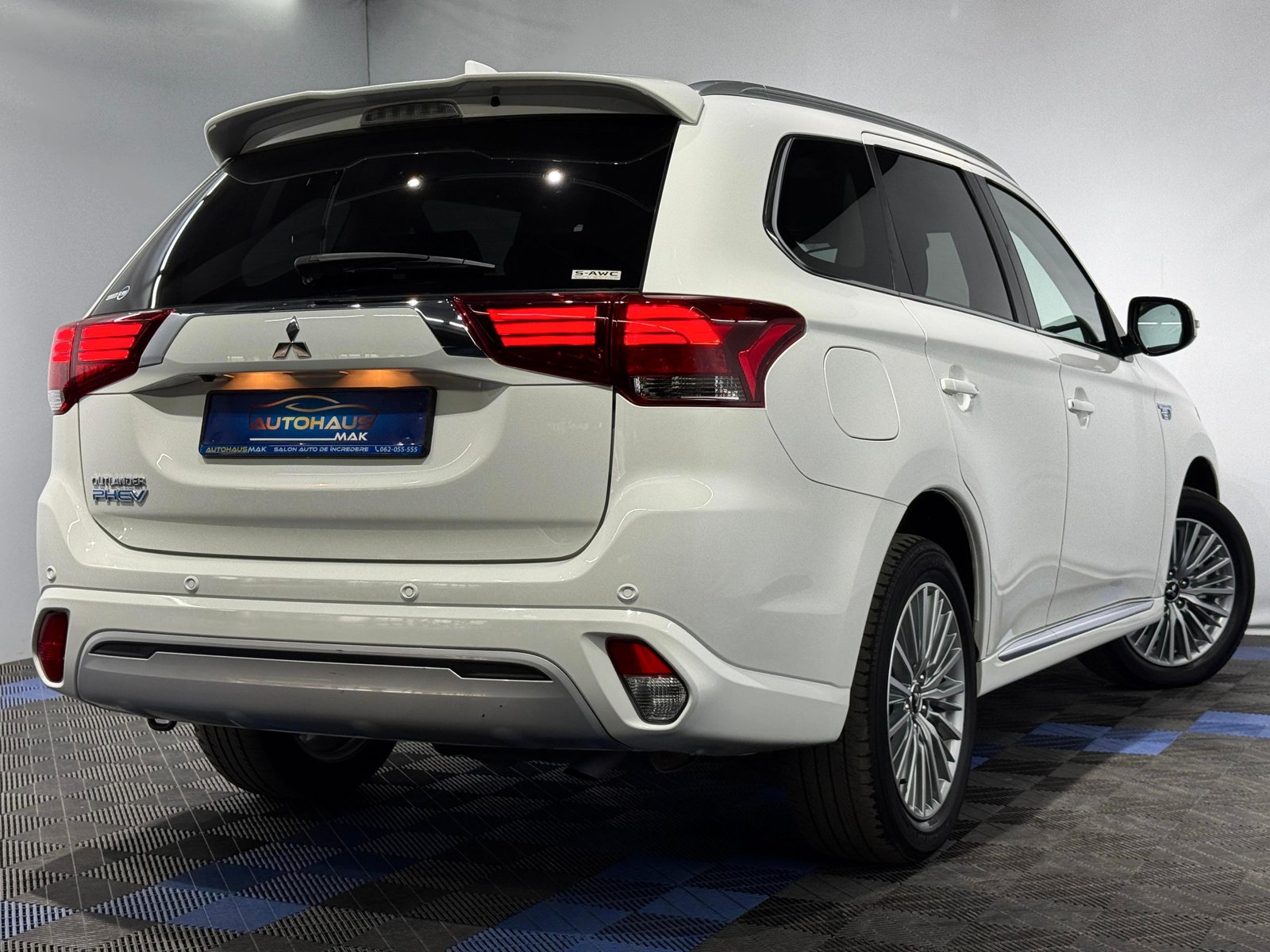 Mitsubishi Outlander III (2012 - 2021) image