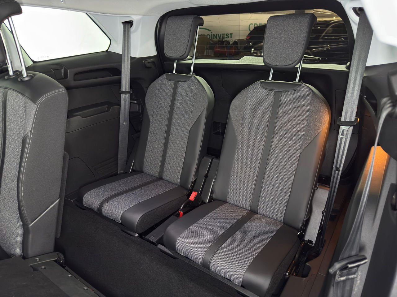 Peugeot 5008 II (2017 - ) image