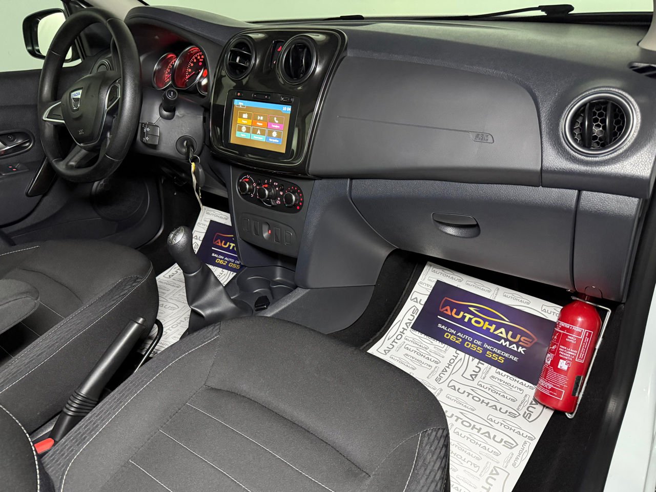 Dacia Logan II (2012 - 2020) image