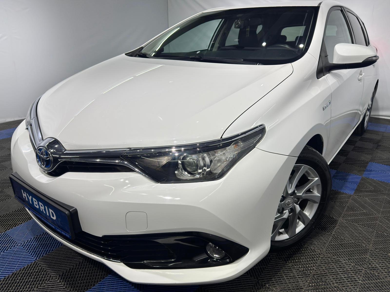 Toyota Auris 2012 - 2018 image