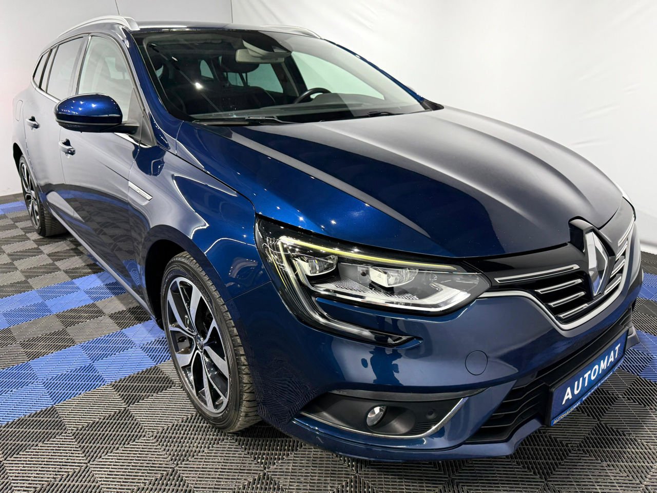 Renault Megane IV (2016 - ) image