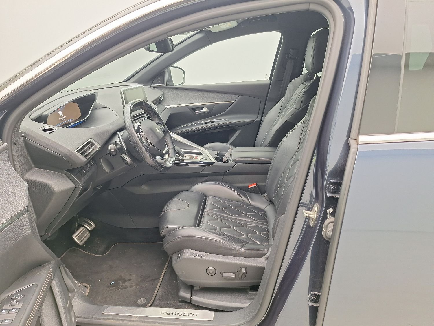 Peugeot 5008 II (2017 - ) image