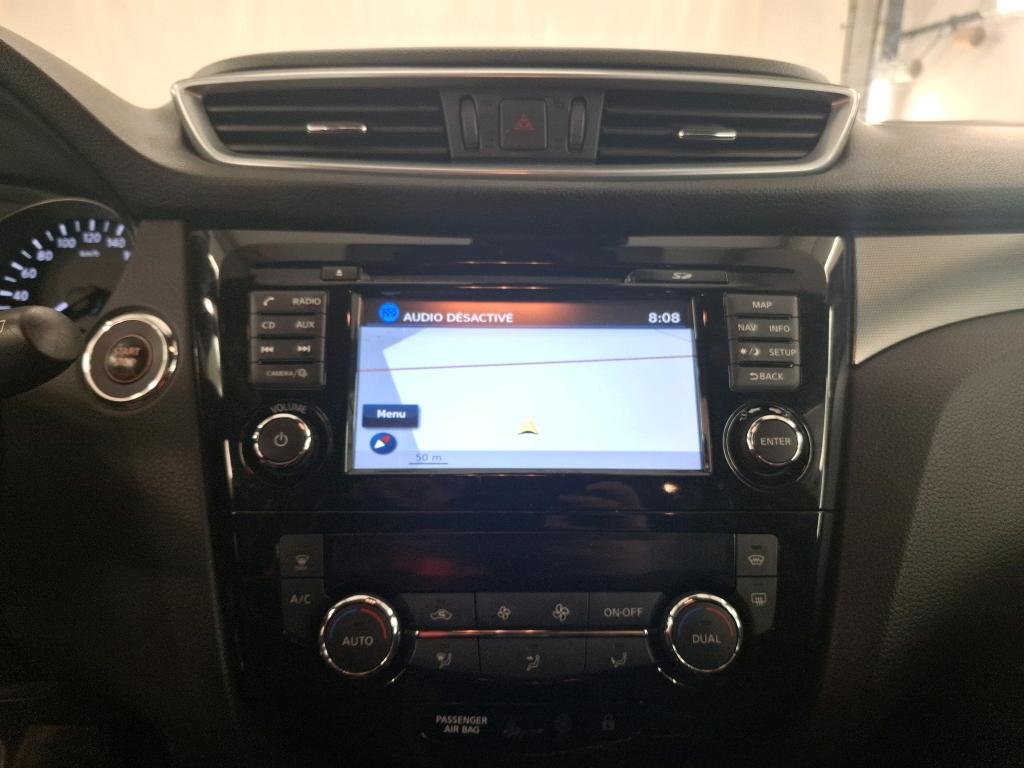Nissan Qashqai J11 (2013 - 2021) image