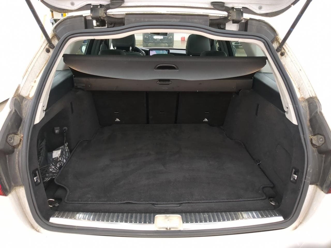 Mercedes-Benz C-Class W205 (2014 - 2021) image