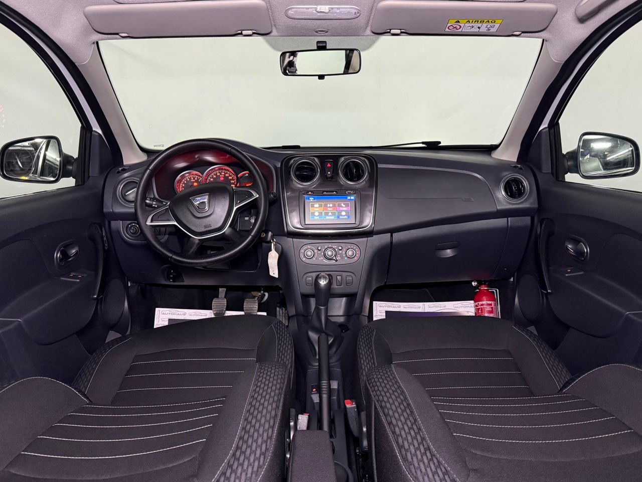 Dacia Logan II (2012 - 2020) image