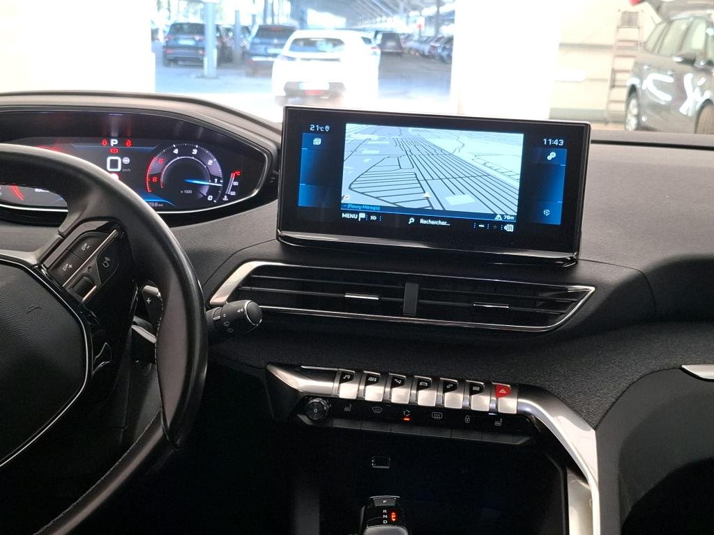 Peugeot 5008 II (2017 - ) image