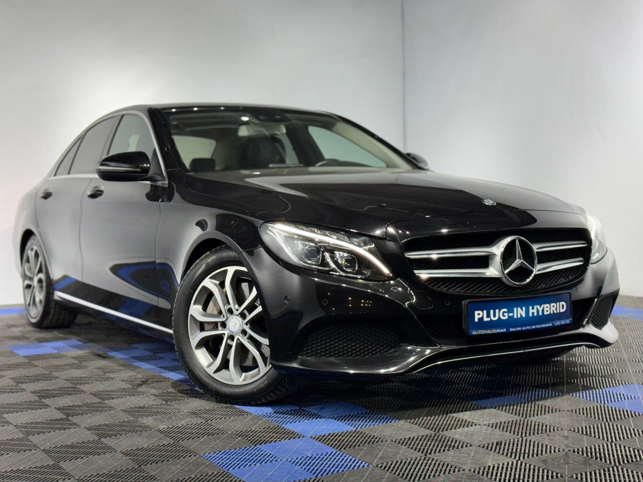 Mercedes-Benz C-Class W205 (2014 - 2021) image