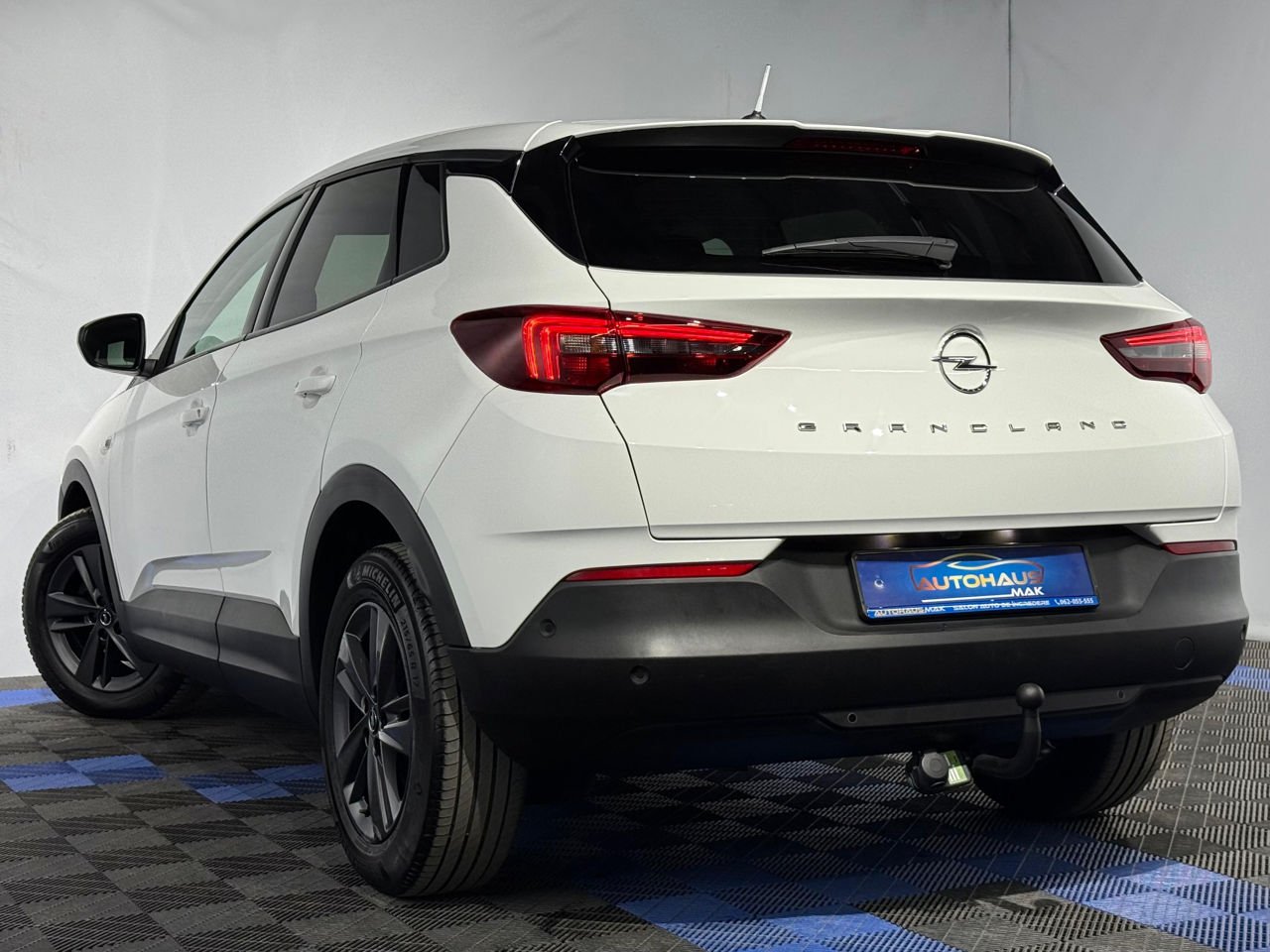 Opel Grandland A (2017 - ) image